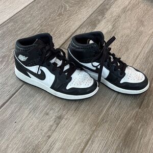Jordan “Pandas” Kids Black and White Midi High-Top Sneakers